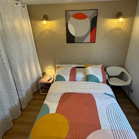 Chambre Privee/Climatisee+Tv /Petit Dejeuner Inclu/Tout Confort Nevers Eksteriør billede