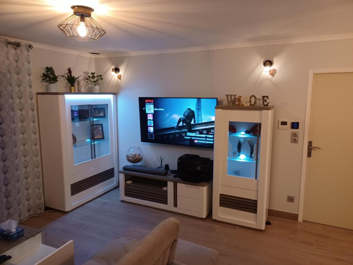 Chambre Privee/Climatisee+Tv /Petit Dejeuner Inclu/Tout Confort Nevers Eksteriør billede