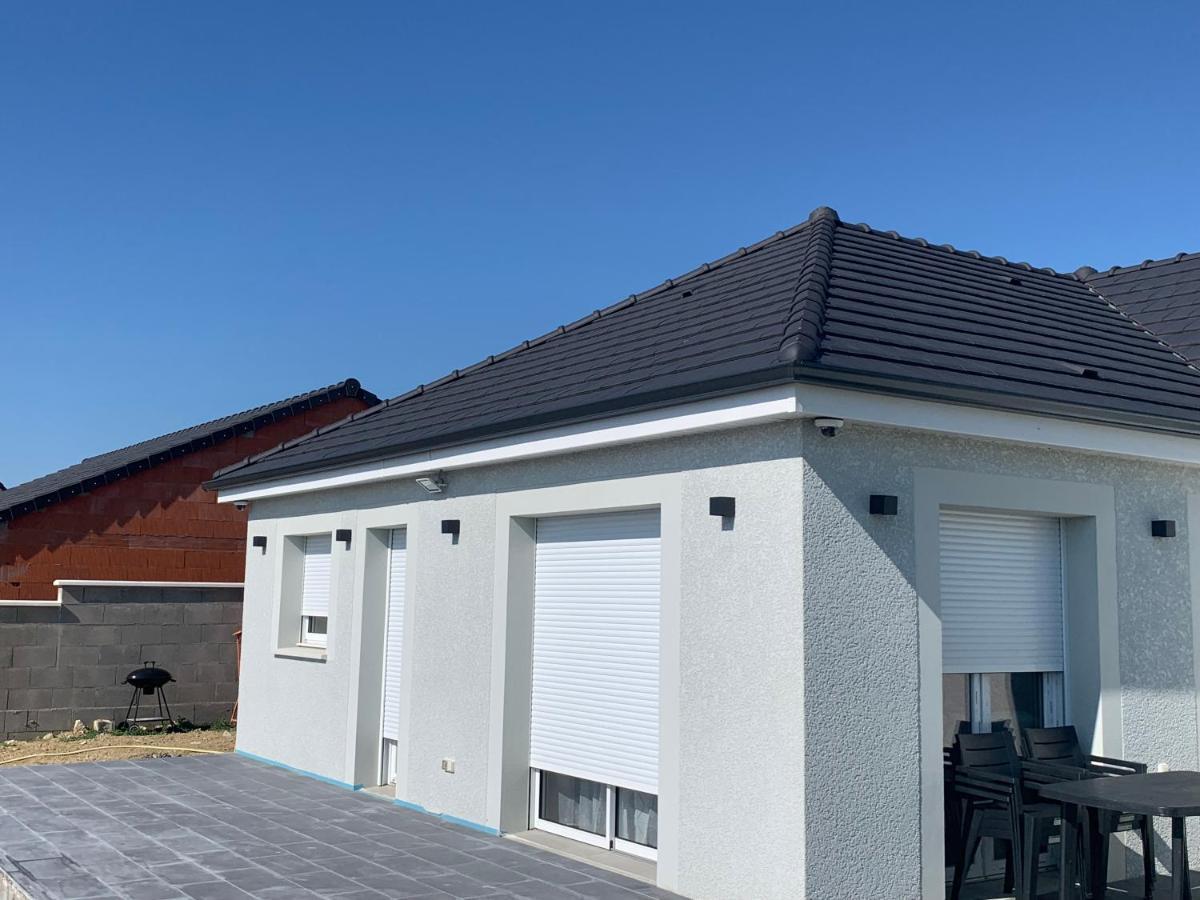 Chambre Privee/Climatisee+Tv /Petit Dejeuner Inclu/Tout Confort Nevers Eksteriør billede