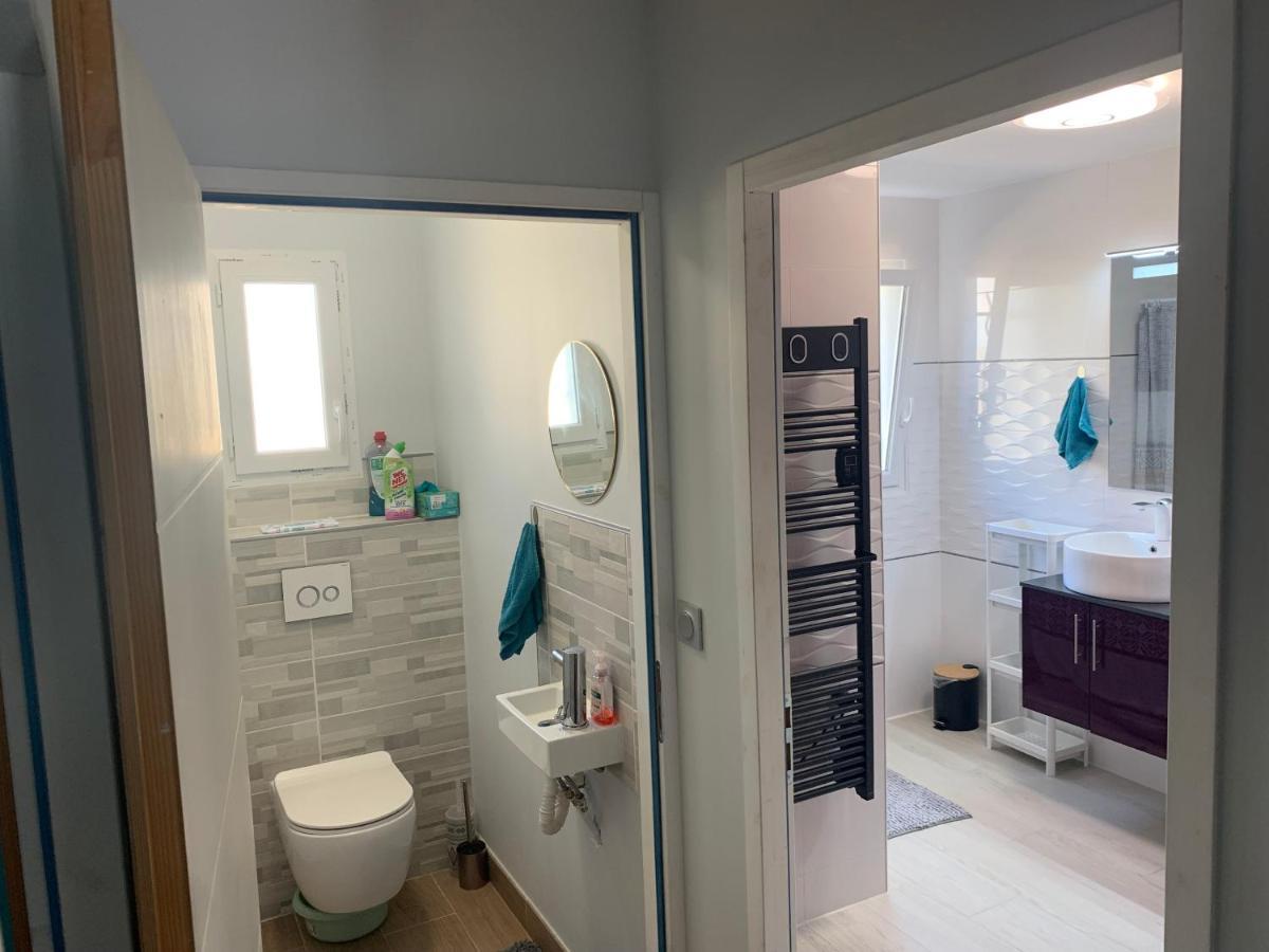 Chambre Privee/Climatisee+Tv /Petit Dejeuner Inclu/Tout Confort Nevers Eksteriør billede