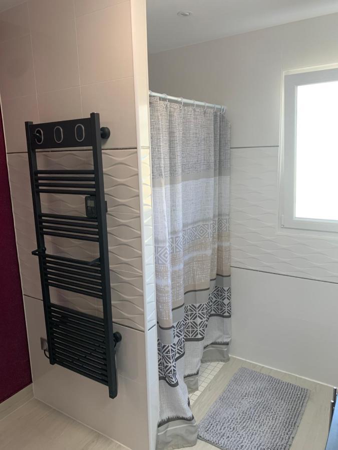 Chambre Privee/Climatisee+Tv /Petit Dejeuner Inclu/Tout Confort Nevers Eksteriør billede