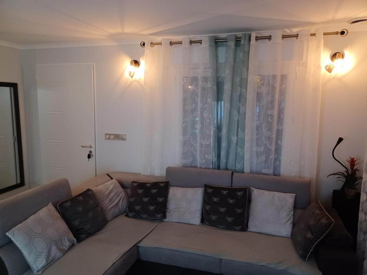 Chambre Privee/Climatisee+Tv /Petit Dejeuner Inclu/Tout Confort Nevers Eksteriør billede