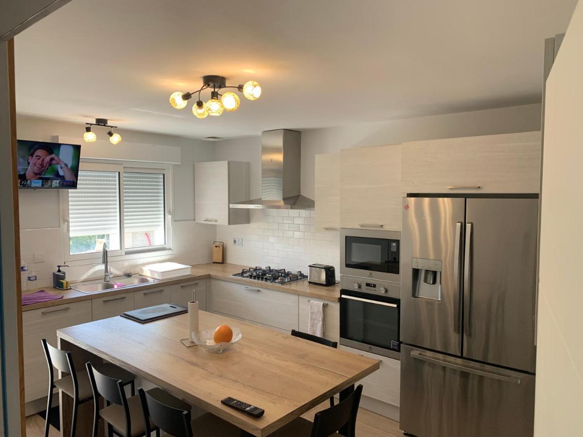 Chambre Privee/Climatisee+Tv /Petit Dejeuner Inclu/Tout Confort Nevers Eksteriør billede