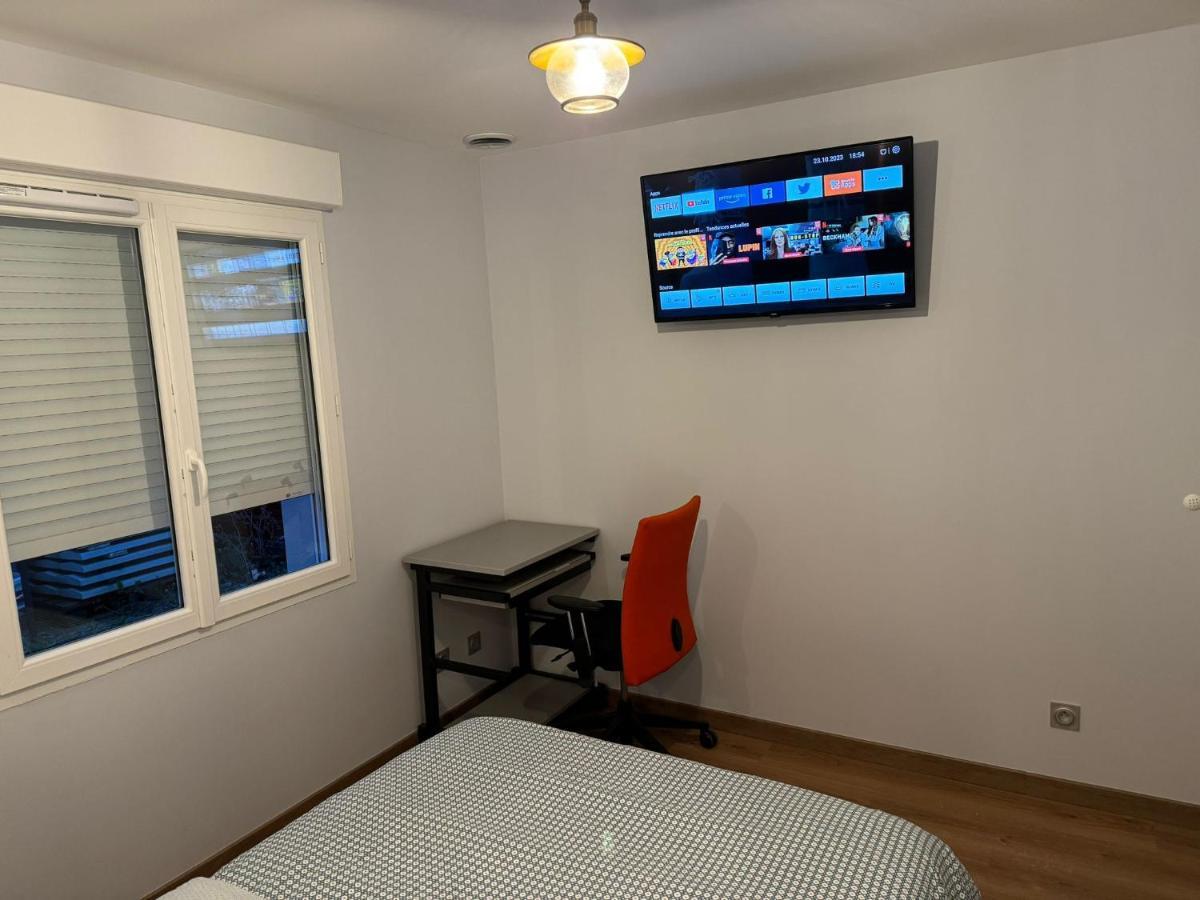 Chambre Privee/Climatisee+Tv /Petit Dejeuner Inclu/Tout Confort Nevers Eksteriør billede